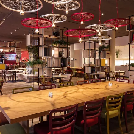Intercityhotel מלון 4*