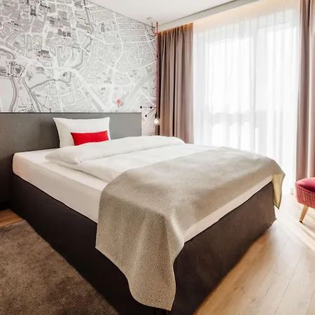 Intercityhotel فندق 4*