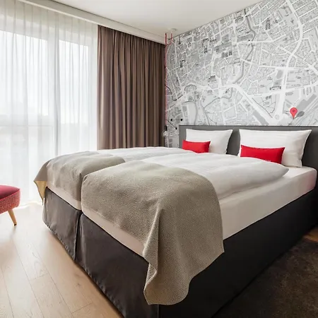 Intercityhotel 4*