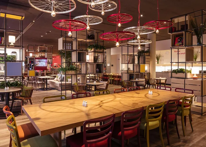 Intercityhotel Szálloda 4*